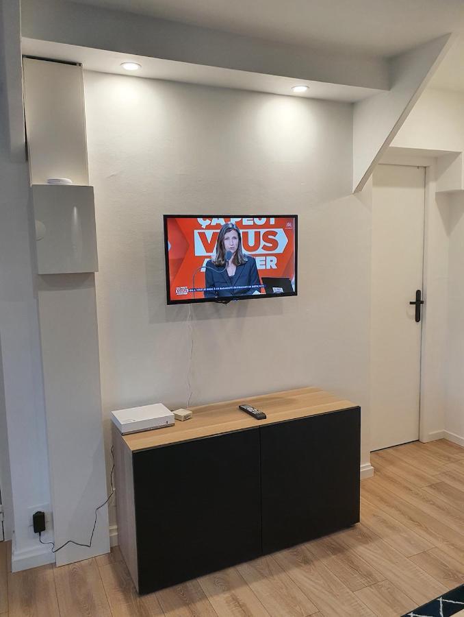 Le Nantais - Appartement Avec Chambre - Hypercentre De Nantes Buitenkant foto